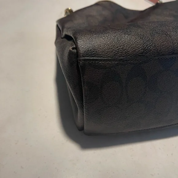 Coach shoulder Hand bag Purse Brown & Pink Flawless Like NEW adjustable strap - Picture 7 of 14